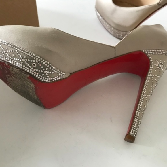 Christian Louboutin Swarovski Crystal Studded Heel - Picture 8 of 8